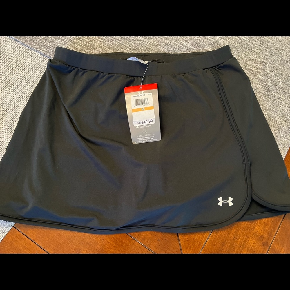 Under Armour  Heatgear ladies Skort black Sz small -tennis Field Hockey Lacrosse